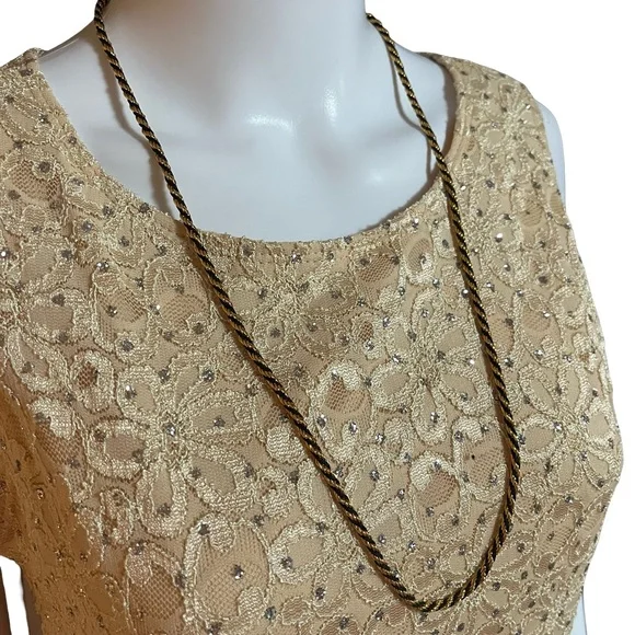 VTG Trifari Gold and Black Necklace with Sleek Design - Picture 4 of 8